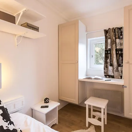 Renove, Au Calme, Avec Balcon, Wifi Gratuit, Proche Commerces, Navettes Et Pistes - Fr-1-346-363