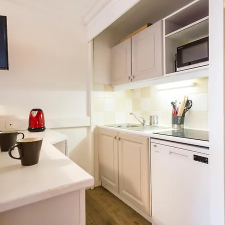 Renove, Au Calme, Avec Balcon, Wifi Gratuit, Proche Commerces, Navettes Et Pistes - Fr-1-346-363